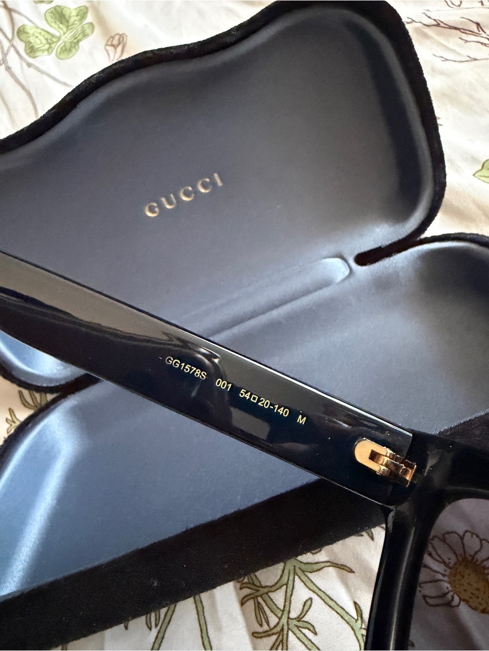 Gucci Black Cat Eye Sunglasses - Picture 3 of 6